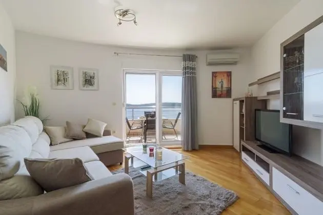 Apart Daire (Pery - 2 bedroom sea view apartment -)