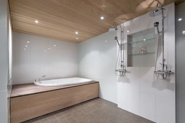 Superior Villa, 4 Yatak Odası, Sauna, Göl Manzaralı (Villa Karppi)