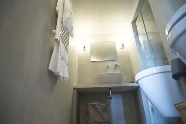 Superior Tek Büyük Yataklı Oda, Havuz Manzaralı (Trullo Venere)