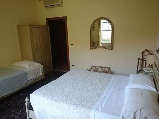 Üç Kişilik Oda, Birden Çok Yatak
