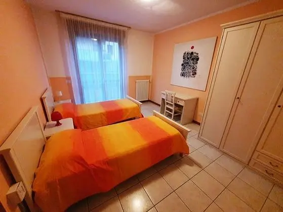Family Apart Daire, Birden Çok Yatak, 2 Banyolu, Bahçeli (Peschiera 2 min center with Pool)