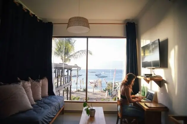 Sea View Triple