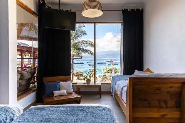 Sea View Triple