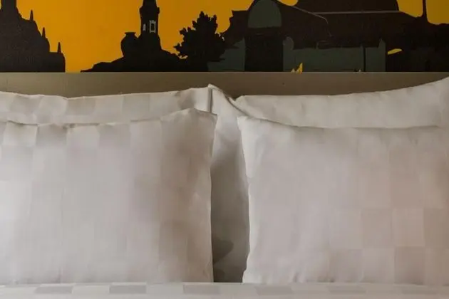 1 Çift Kişilik Veya 2 Tek Kişilik Yatak Superior