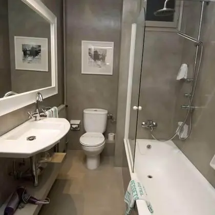 Tek Büyük Yataklı Oda, Teras, Bahçe Manzaralı