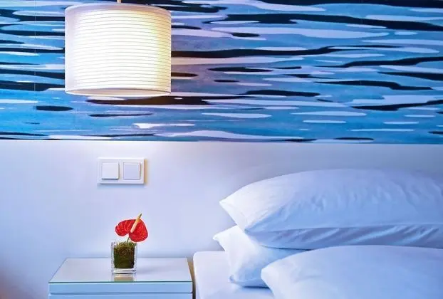 Comfort Tek Büyük veya İki Ayrı Yataklı Oda