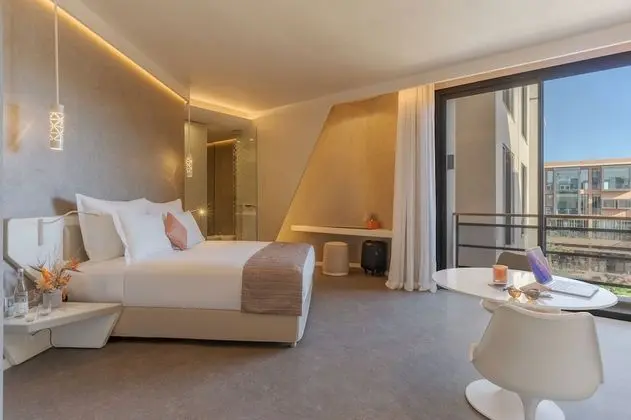 Standard İki Ayrı Yataklı Oda, Şehir Manzaralı (CR7 Room Avenue)