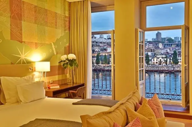 Tek Büyük veya İki Ayrı Yataklı Oda, Balkon, Nehir Manzaralı (Vintage)