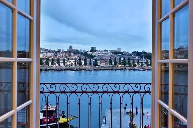 Tek Büyük veya İki Ayrı Yataklı Oda, Balkon, Nehir Manzaralı (Vintage)