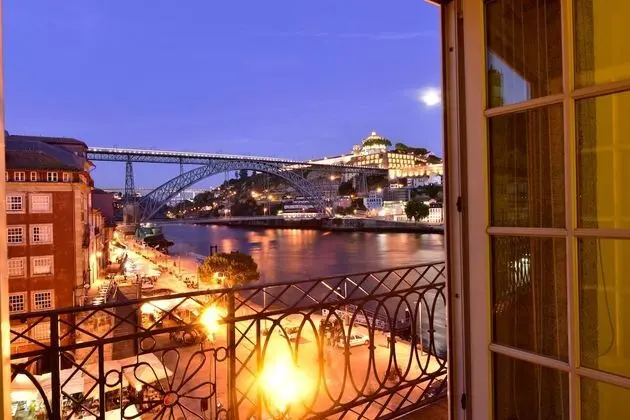 Tek Büyük veya İki Ayrı Yataklı Oda, Balkon, Nehir Manzaralı (Vintage)