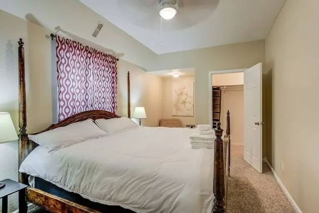 Villa (4 Bedrooms)