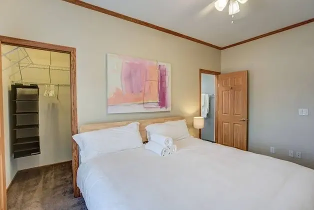 Villa (4 Bedrooms)
