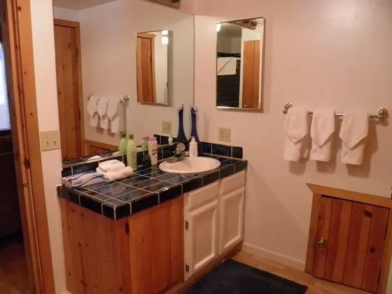 Dağ Evi (Pet Friendly, Covered Hot Tub, Walk T)