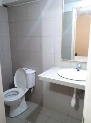 Standard Oda, 1 Büyük (Queen) Boy Yatak, Penceresiz