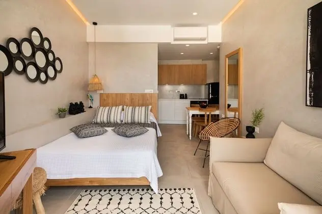 Suite with Old Town View