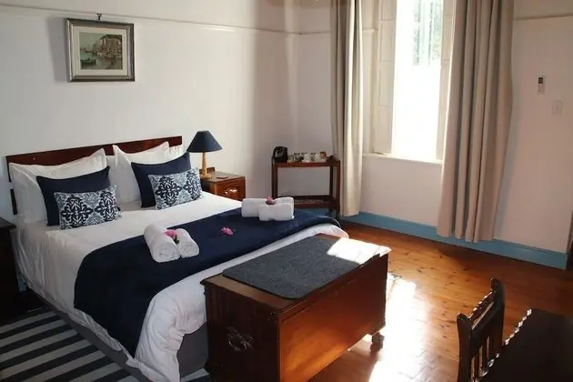 Jasmine Room