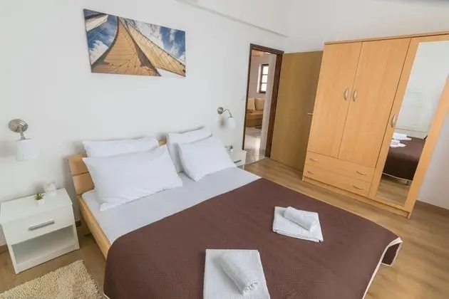 Ev (Villa Petar 2 - 10m from sea - H(4))