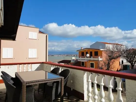 Apart Daire (Petar - 30 m from sandy beach - A2(4))