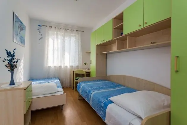 Apart Daire (Petar - 50 m from sea - A1(4+2))