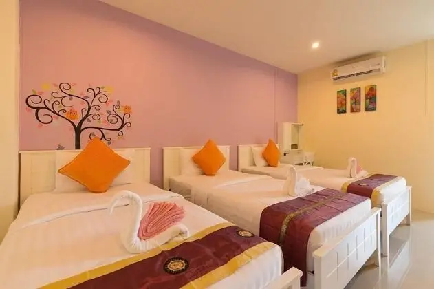 Triple Room