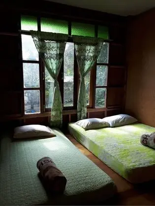 Standard Economy Room for 3