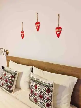 Ev, 1 Büyük (Queen) Boy Yatak ve Çekyat
