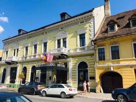 Ev, 1 Büyük (Queen) Boy Yatak ve Çekyat