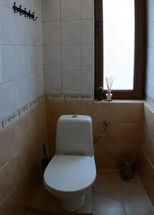 Standard Üç Kişilik Oda, 3 Tek Kişilik Yatak, Ortak Banyo, Avlu Manzaralı