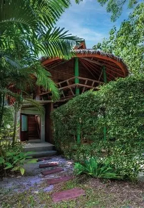 Family Room with Garden View