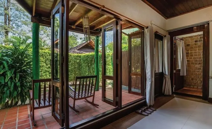 Family Room with Garden View