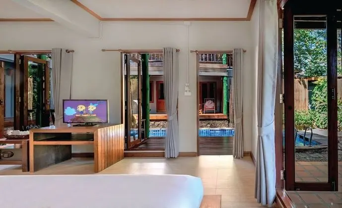Pool Side Villa Canal View
