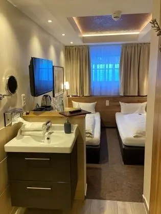 Basic İki Ayrı Yataklı Oda