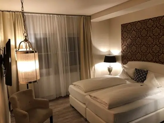 Comfort Tek Büyük Yataklı Oda