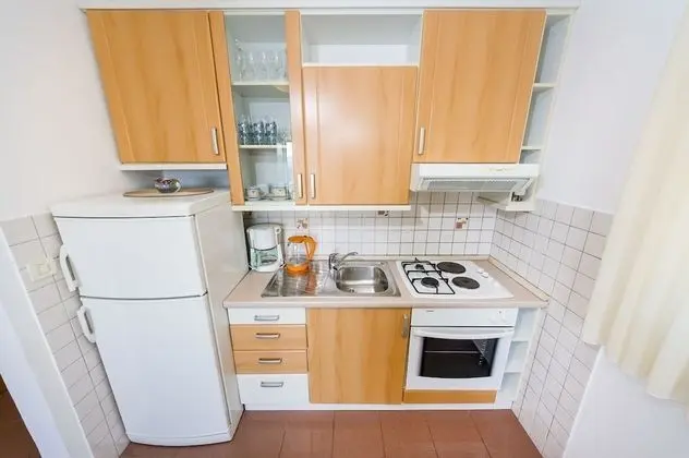 Apart Daire (Petin - 5m from the sea - A1(2+2))