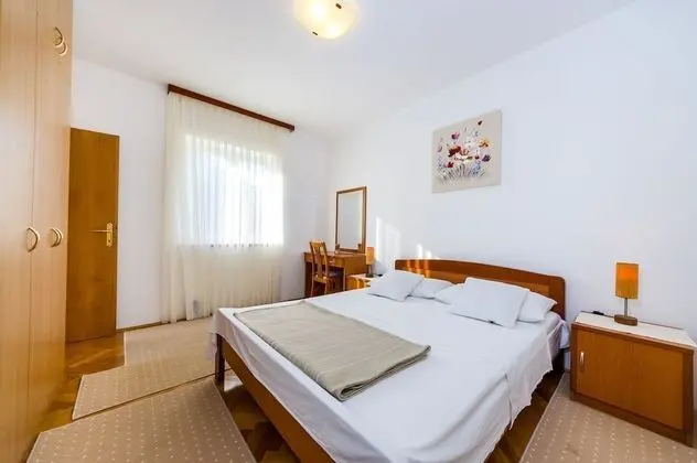 Apart Daire (Petin - 5m from the sea - A2(2+2))