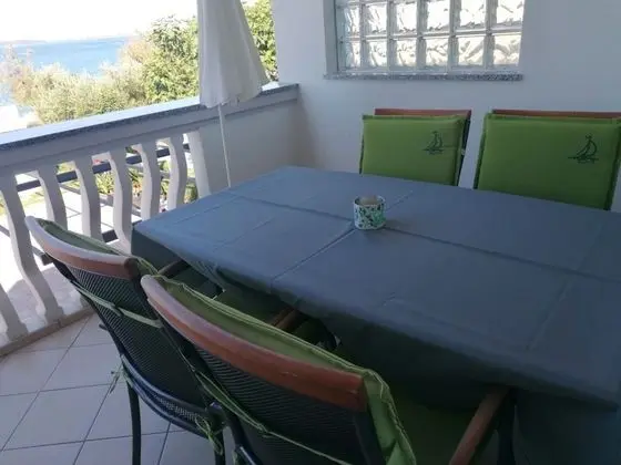 Apart Daire (Petin - 5m from the sea - A2(2+2))