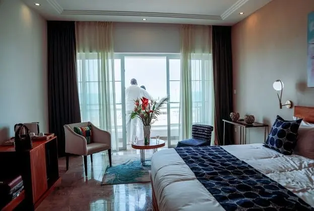 Deluxe Tek Büyük Yataklı Oda, 1 En Büyük (King) Boy Yatak, Sigara İçilmez, Plaj Manzaralı