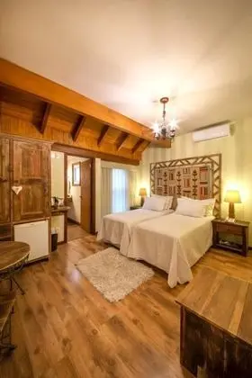 Deluxe Üç Kişilik Oda