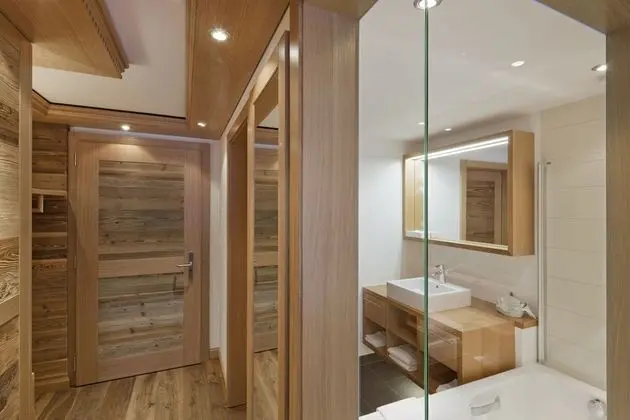 Tek Büyük Yataklı Oda, Balkon (Style)
