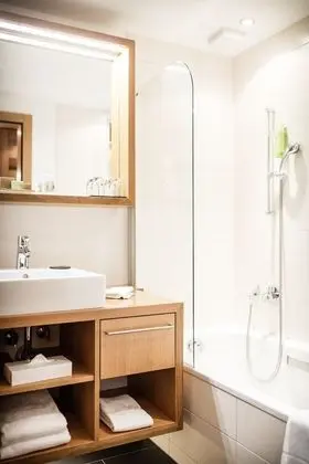 Tek Büyük Yataklı Oda, Balkon (Style)