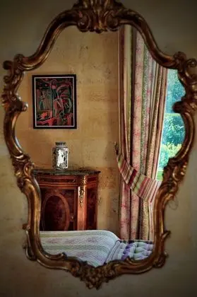 Deluxe Tek Büyük Yataklı Oda, Banyolu/Duşlu, Park Manzaralı (Chambre Parme)
