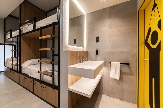 Ortak Ranzalı Oda, Karma Ranzalı Oda (1 bed in a 4-Bed Dormitory Room)