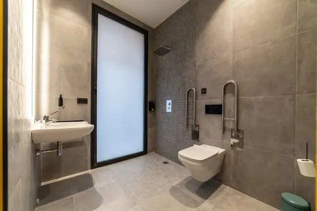 Ortak Ranzalı Oda, Karma Ranzalı Oda (1 bed in a 4-Bed Dormitory Room)