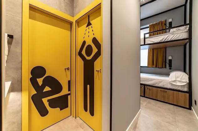 Ortak Ranzalı Oda, Karma Ranzalı Oda (1 bed in a 6-Bed Dormitory Room)