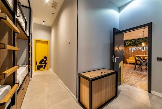 Ortak Ranzalı Oda, Karma Ranzalı Oda (1 bed in a 8-Bed Dormitory Room)