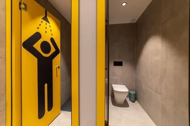 Ortak Ranzalı Oda, Karma Ranzalı Oda (1 bed in a 8-Bed Dormitory Room)