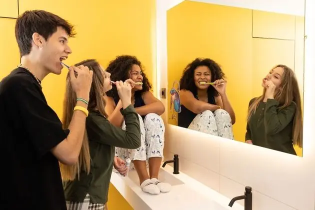 Ortak Ranzalı Oda, Karma Ranzalı Oda, Ortak Banyo