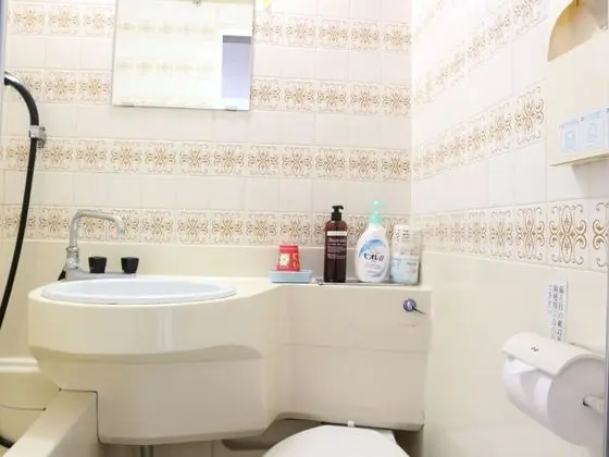 Oda (Run of the house,with Bathroom/Toilet)