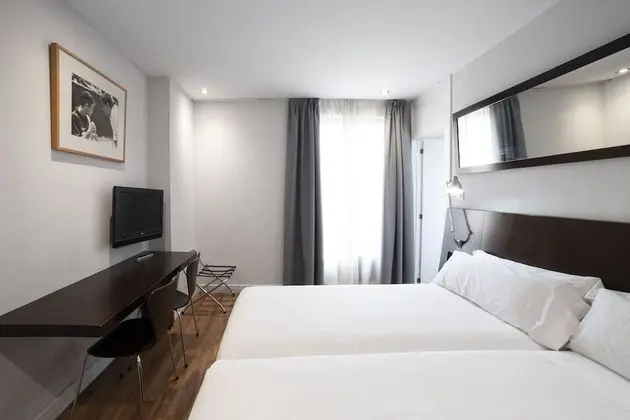 Superior Tek Büyük Yataklı Oda, Şehir Manzaralı