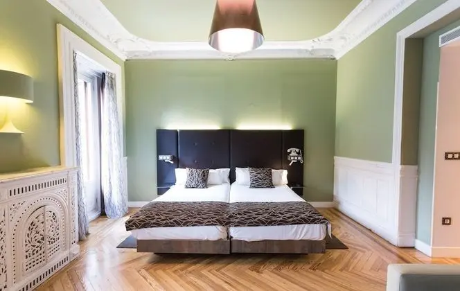 Tek Büyük Yataklı Oda, Şehir Manzaralı